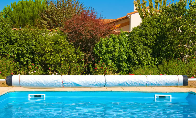 Todo lo que debes saber sobre el cuidado de las mantas solares para piscinas